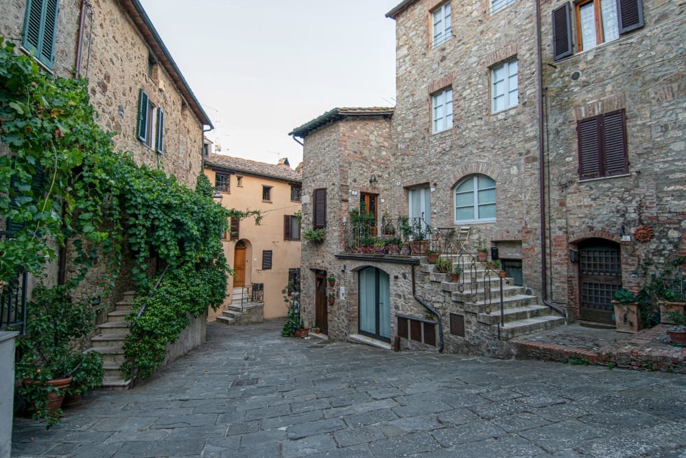 piazza principale di Castiglione d'orcia